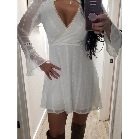 Endless Rose Long Sleeve Embroidered Dress - Picture 4 of 7